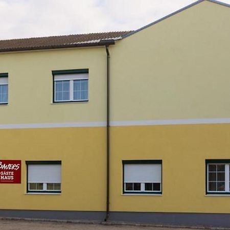 Obersiebenbrunn Bauers Gaestehaus מראה חיצוני תמונה